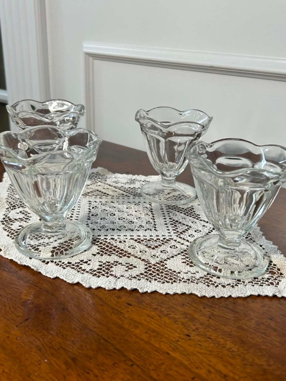 Anchor Hocking tulip sundae dish set